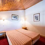 4 Pers Avec Mezzanine, Proche Pistes A Plagne Villages - Fr-1-351-260 * La Plagne