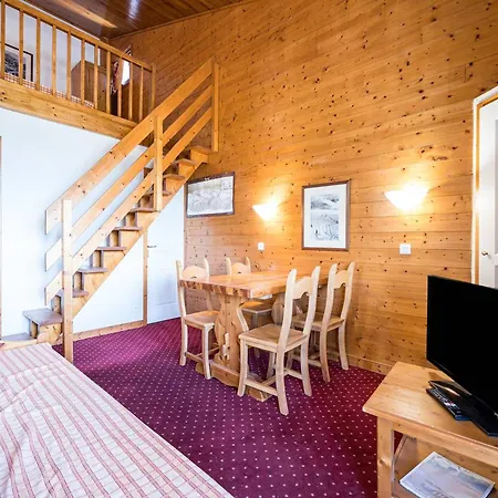 Apartment 4 Pers Avec Mezzanine, Proche Pistes A Plagne Villages - Fr-1-351-260 La Plagne