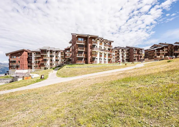 4 Pers Avec Mezzanine, Proche Pistes A Plagne Villages - Fr-1-351-260 *